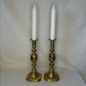Vintage Adjustable Brass Candlesticks “The Queen of Diamonds” Pair w Candles